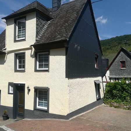 Haus Selina Villa Briedel Eksteriør billede
